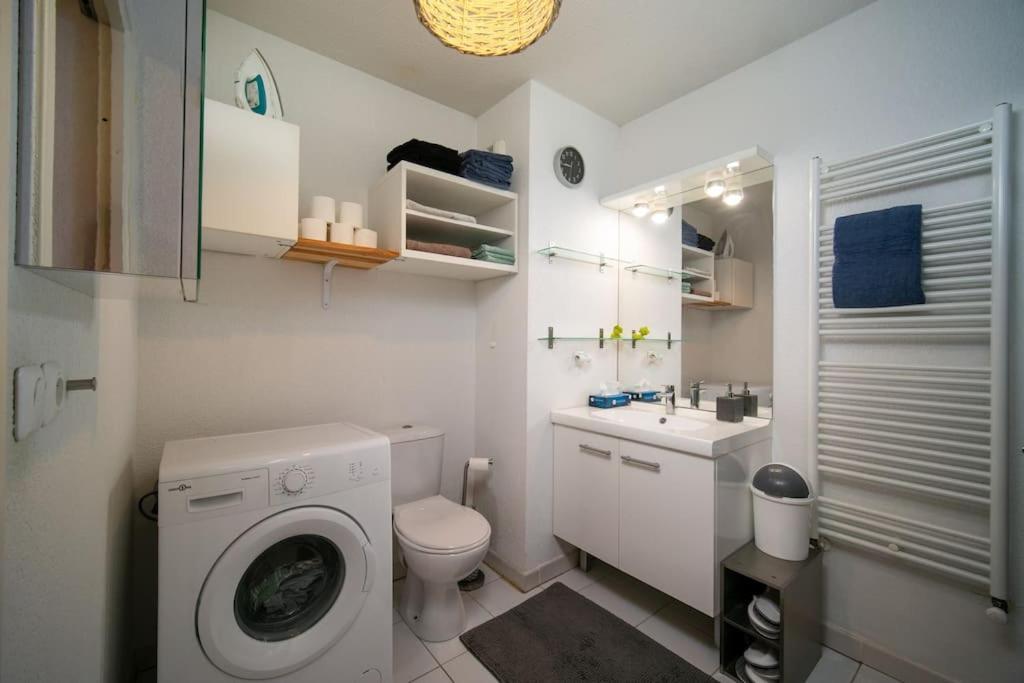 Fully Equipped Apartment With Terrace Sleeps 4 마르세유 외부 사진