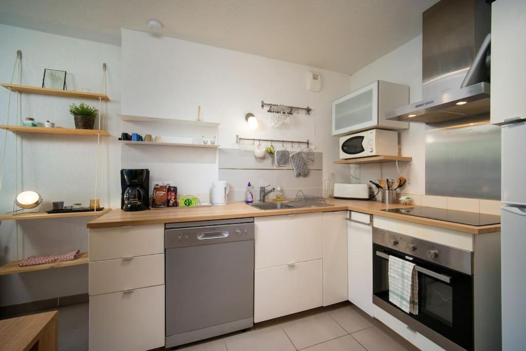 Fully Equipped Apartment With Terrace Sleeps 4 마르세유 외부 사진